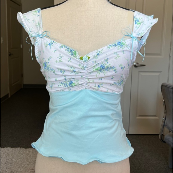 Tops - The “Maeve Cap Sleeve”